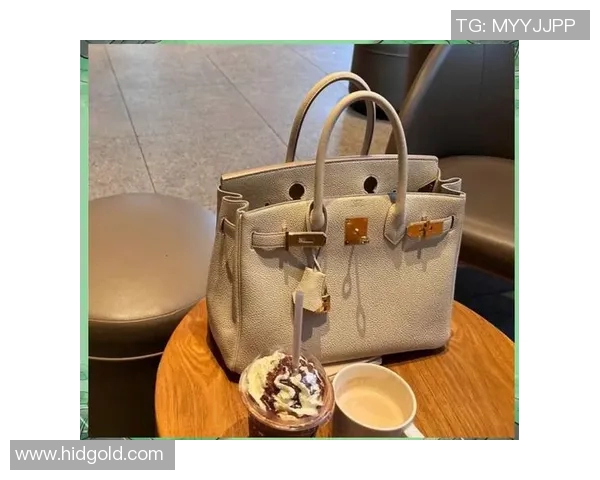 足球明星们的时尚选择爱马仕包包引领潮流风向标 足球明星们的时尚选择爱马仕包包引领潮流风向标